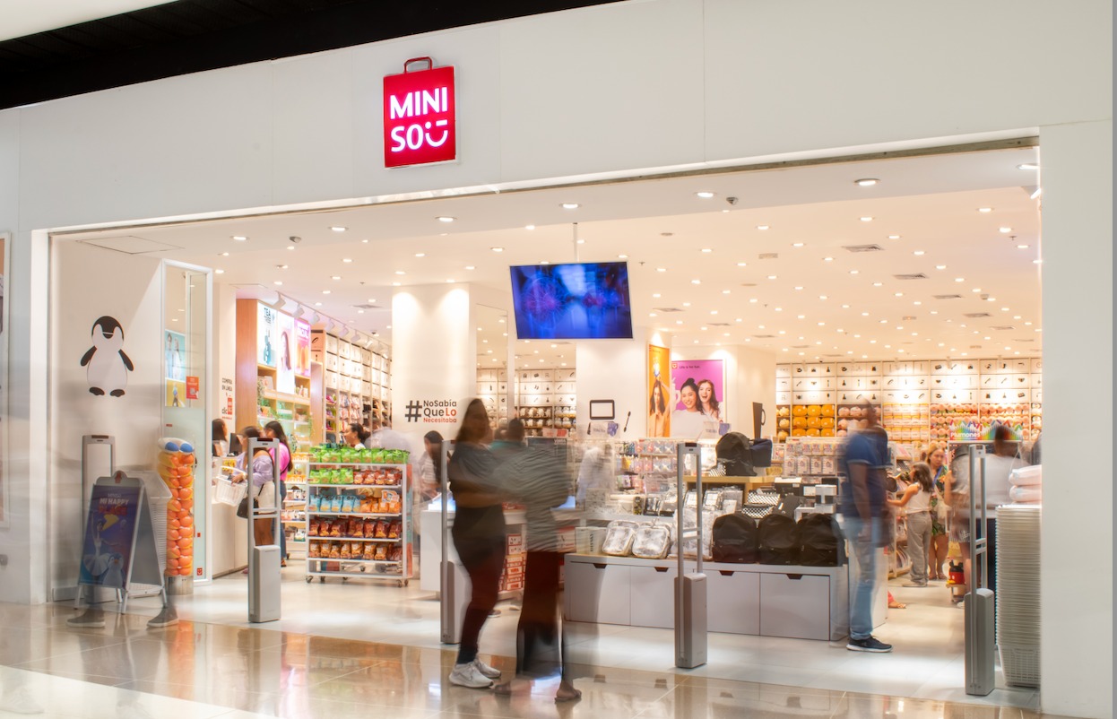 miniso viva barranquilla